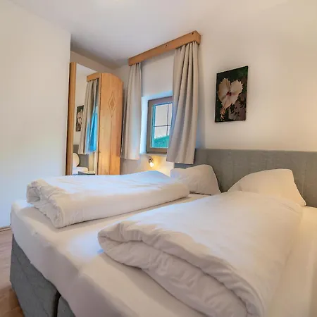 In Neustift Near Lift, Cleaning Included דירה *