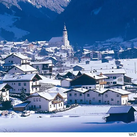 In Neustift Near Lift, Cleaning Included ניוסטיפט אים סטובאיטל